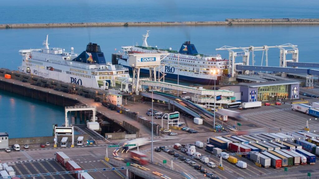 Dover docks P&O Ferries - minimum wage ferries