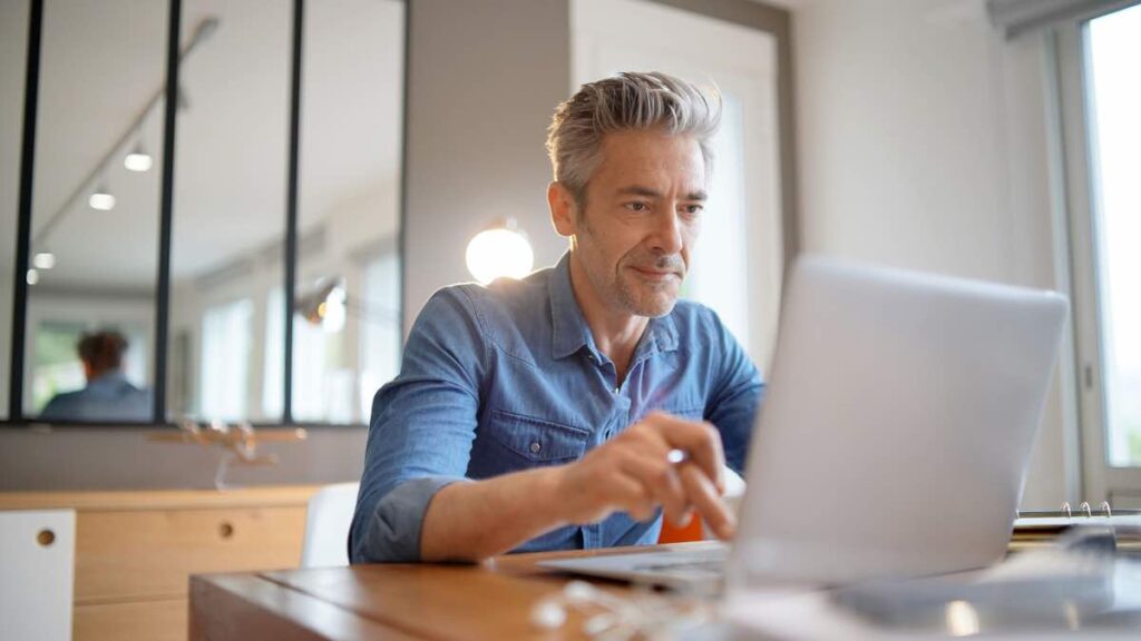 Hybrid working executive