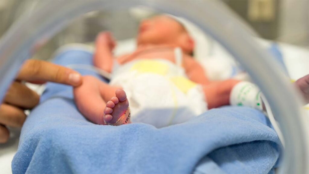 neonatal leave and pay