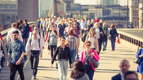 people crossing london bridge