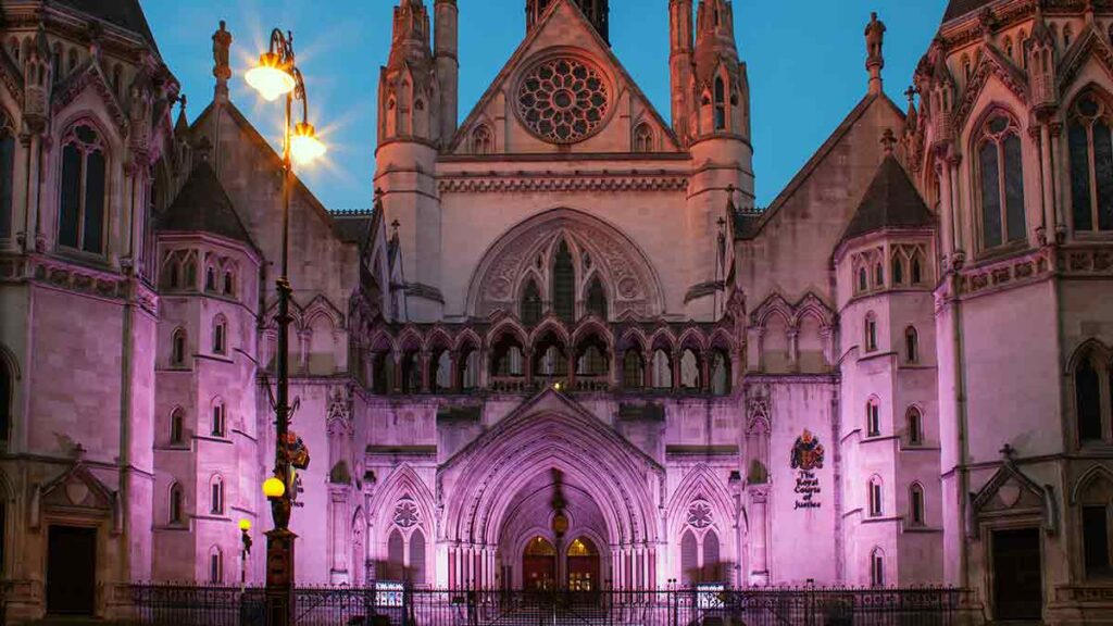 Government appeal agency workers ban during strikes. Photo of the Royal Courts of Justice.