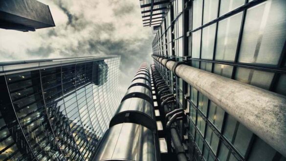 bankers bonus cap legal