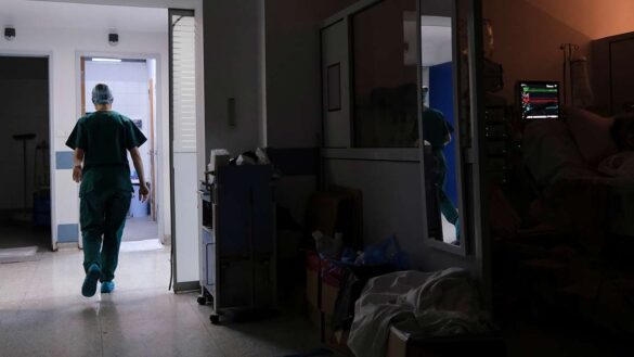 Working at night and ethnicity: A nurse on a nightshift.