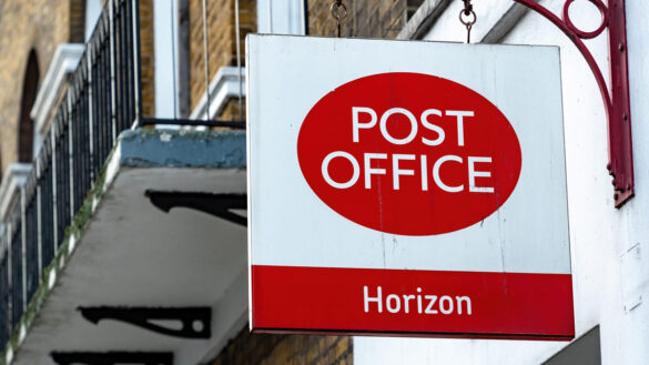 Post Office sign that says 'Horizon'