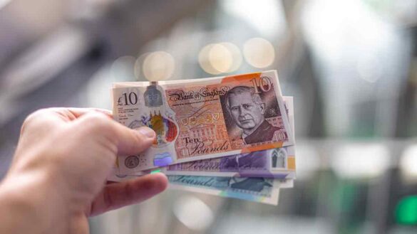 Median pay award July 2024: Image of some £5, £10 and £20 notes.