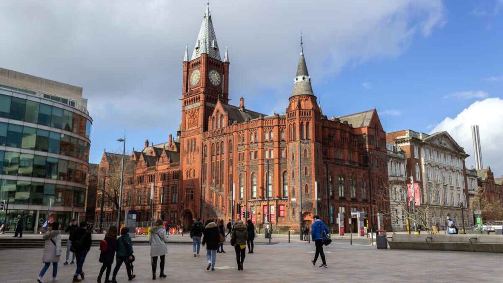Liverpool uni