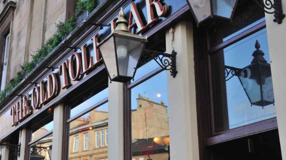 Unfair dismissal after "Aryan" comment. Photo shows the Old Toll Bar in Glasgow.