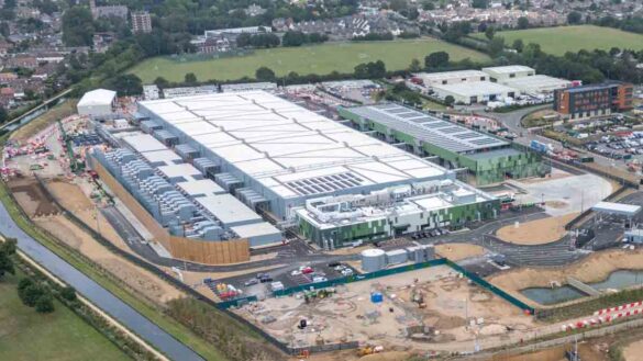 Google AI jobs: Photo shows Waltham Cross data centre under construction