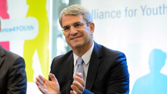 How to manage workplave investigations. Photo shows dismissed Nestlé CEO Laurent Freixe.